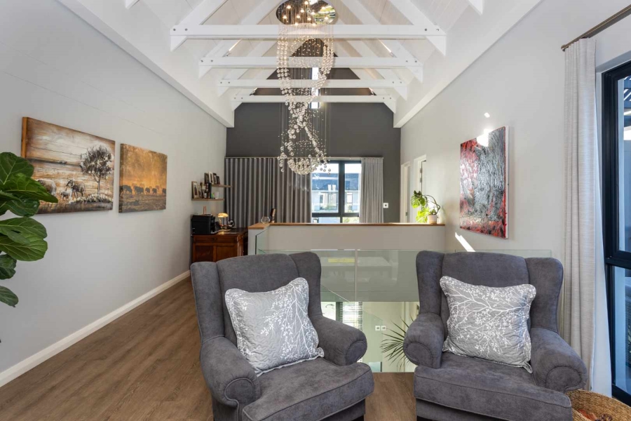 5 Bedroom Property for Sale in Val De Vie Estate Western Cape